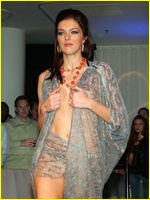 Adrianne Curry Nude Pictures