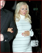 christina-aguilera_03.jpg - 116 KB