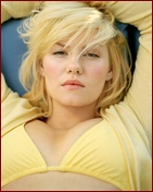 elisha-cuthbert_01.jpg - 110 KB