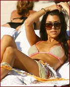 kourtney-kardashian_01.jpg - 97 KB