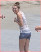 miley-cyrus_05.jpg - 85 KB