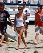 nicky-hilton_02.jpg - 257 KB