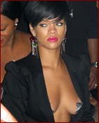 rihanna_13.jpg - 111 KB