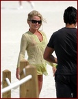 kelly-ripa_09.jpg - 123 KB