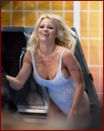 pamela-anderson_10.jpg - 137 KB