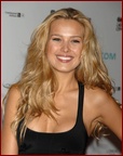 petra-nemcova_05.jpg - 121 KB