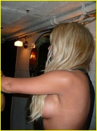 aubrey-oday_04.jpg - 99 KB