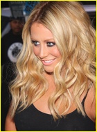 aubrey-oday_05.jpg - 160 KB