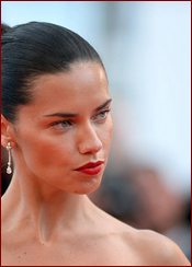 Adriana Lima Nude Pictures