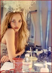 Amanda Seyfried Nude Pictures