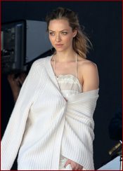 Amanda Seyfried Nude Pictures