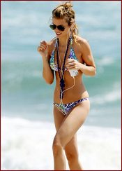 Annalynne Mccord Nude Pictures