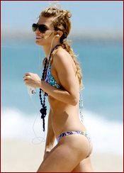 Annalynne Mccord Nude Pictures