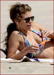 Annalynne Mccord Nude Pictures