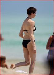 Anne Hathaway Nude Pictures