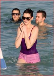 Anne Hathaway Nude Pictures