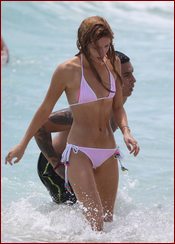Bella Thorne Nude Pictures
