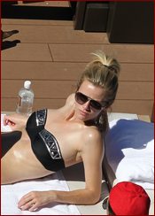 Brooklyn Decker Nude Pictures