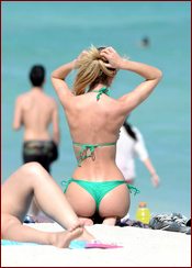 Candice Swanepoel Nude Pictures