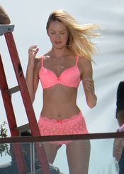 Candice Swanepoel Nude Pictures