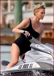 Charlize Theron Nude Pictures