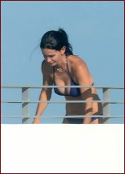 Courteney Cox Nude Pictures