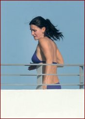 Courteney Cox Nude Pictures