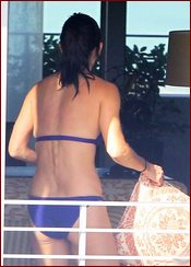 Courteney Cox Nude Pictures