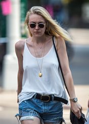 Dakota Fanning Nude Pictures