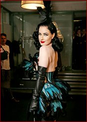 Dita Von Teese Nude Pictures