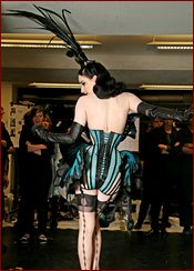 Dita Von Teese Nude Pictures