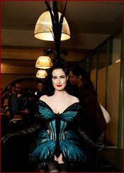 Dita Von Teese Nude Pictures