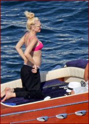 Gwen Stefani Nude Pictures