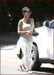 Halle Berry Nude Pictures