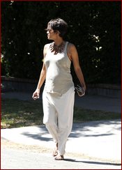 Halle Berry Nude Pictures