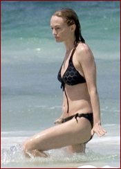 Heather Graham Nude Pictures