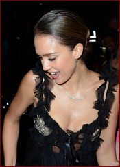 Jessica Alba Nude Pictures