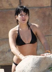 Lily Allen Nude Pictures