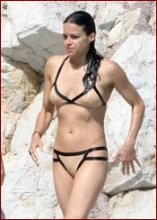 Michelle Rodriguez Nude Pictures