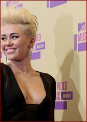 Miley Cyrus Nude Pictures