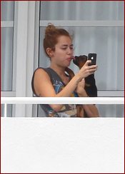 Miley Cyrus Nude Pictures