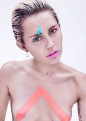 Miley Cyrus Nude Pictures