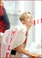 Miley Cyrus Nude Pictures