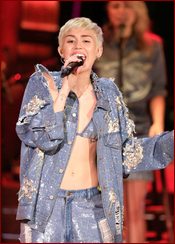 Miley Cyrus Nude Pictures