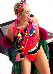 Miley Cyrus Nude Pictures