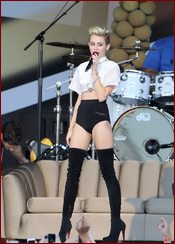 Miley Cyrus Nude Pictures