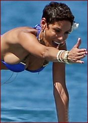 Nicole Murphy Nude Pictures