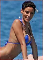 Nicole Murphy Nude Pictures