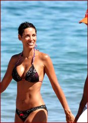 Nicole Murphy Nude Pictures