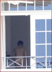 Rihanna Nude Pictures